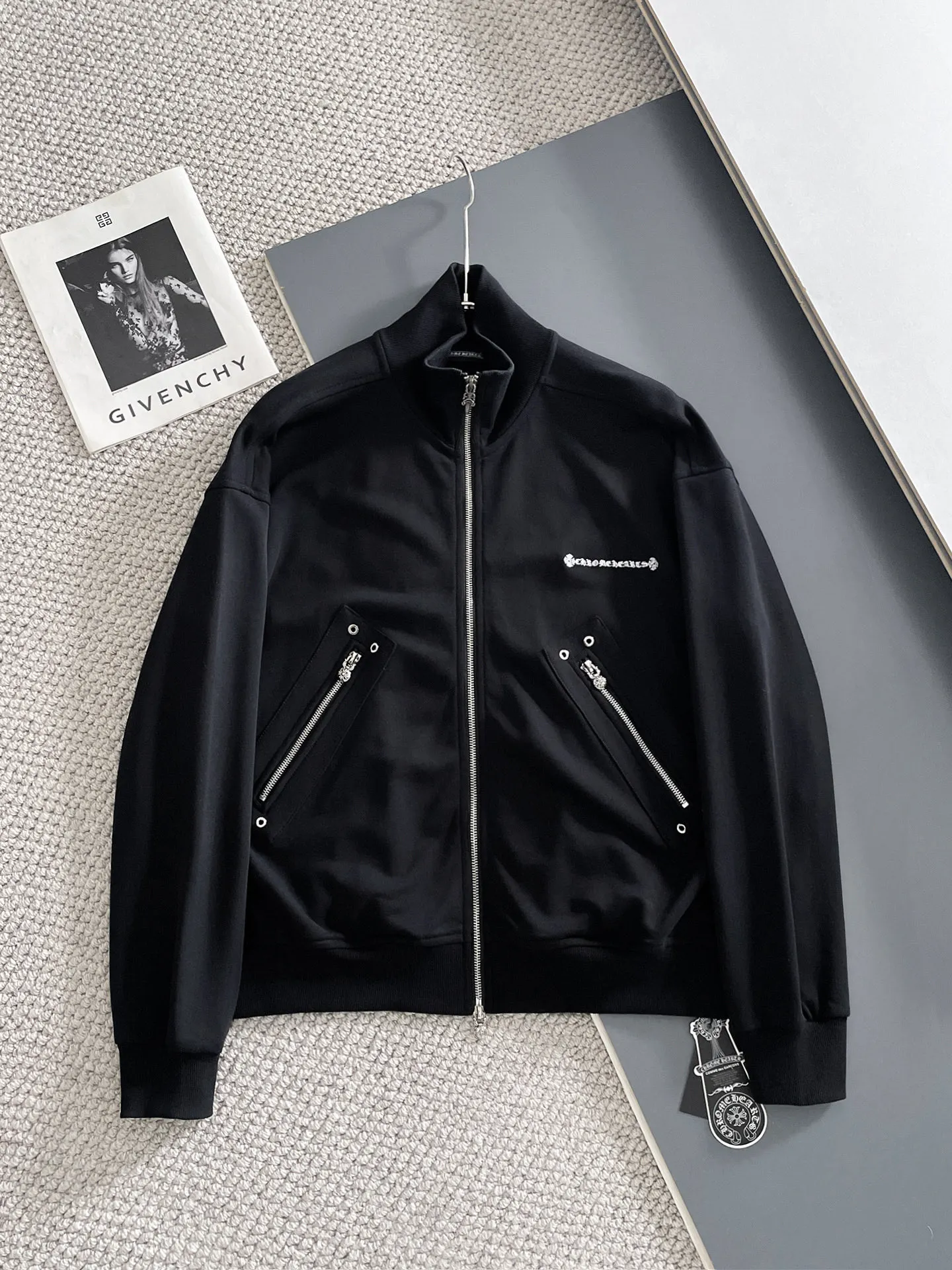 Same Style， ， 2026 New Arrival ，Original Premium Breathable ， ， ， Quality。 ， Sizes：M～3XL